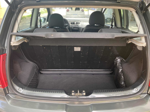 Imagen 12 de 18 de Volkswagen Fox 2013 1.6 Comfortline 3 P