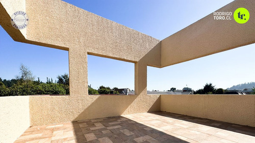 Casa Pingueral, Hormigón Armado. 5 D, 3 Baños.