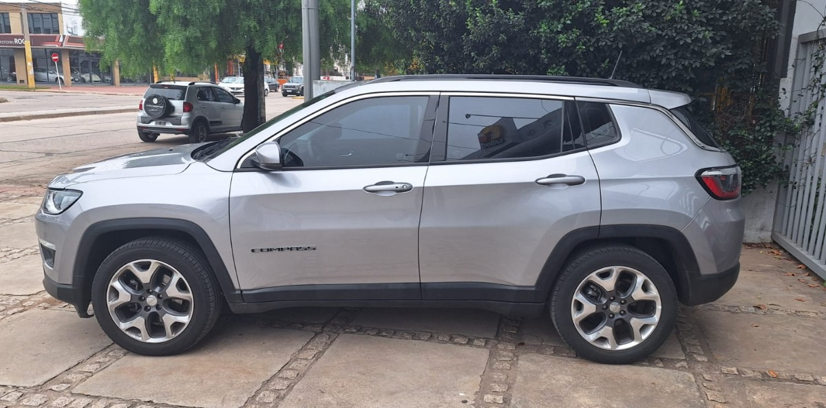 Jeep Compass 2.4 Longitude