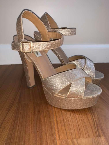 Sandalia Con Plataforma Glitter Dorada Talle 40 Steve Madden