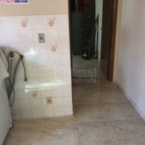 Imagem 2 de 6 de Venda De Casas / Padrão Na Cidade De Araraquara 6872