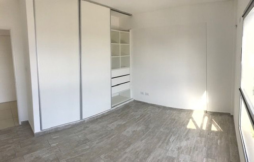 Departamento En Venta En Avellaneda Centro
