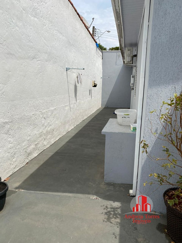Casa Padrão À Venda Em Taubaté/sp - 995