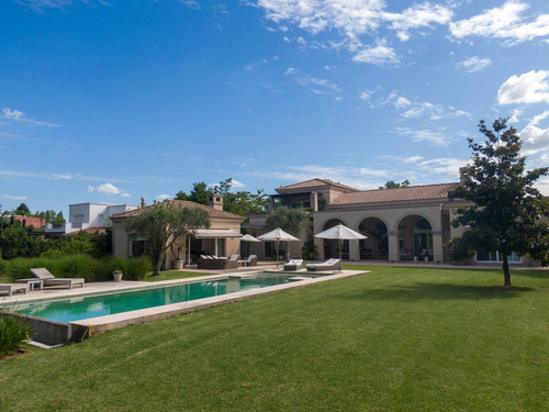 Casa En Martindale Cc | Mallmann Propiedades