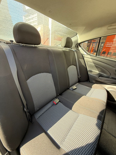 Nissan Versa Sense Mt