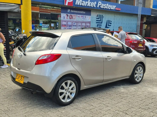 Mazda 2 1.5 Mt. 4x2 2008