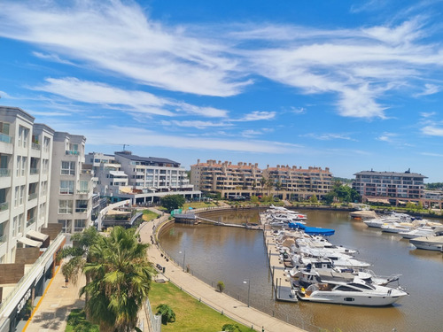 Departamento De 2 Ambientes Con Balcon Vista A La Bahia