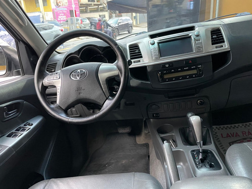 Toyota Hilux CD SRV D4-D 4x4 3.0 TDI Diesel Aut