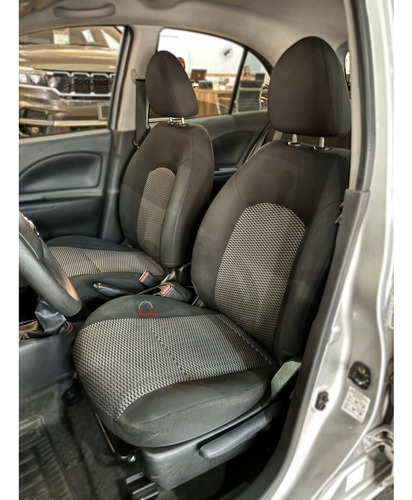 Nissan March 1.0 S 12V FLEX 4P MANUAL
