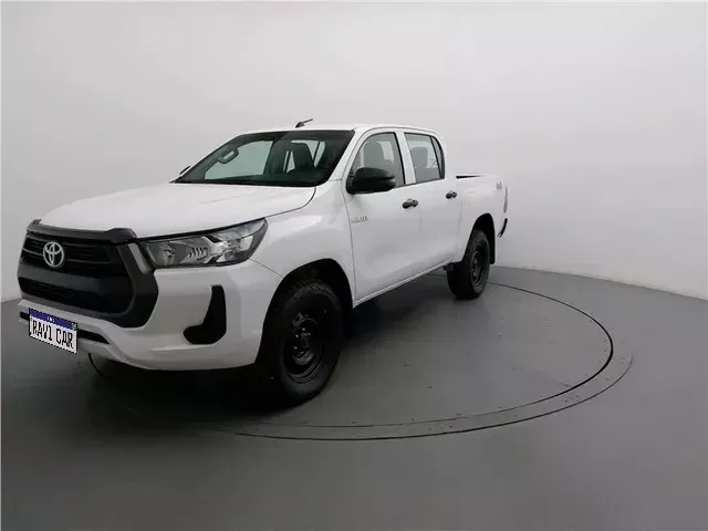 Toyota Picape Cabine Dupla Hilux 2.8 TDI CD STD Power Pack 4x4