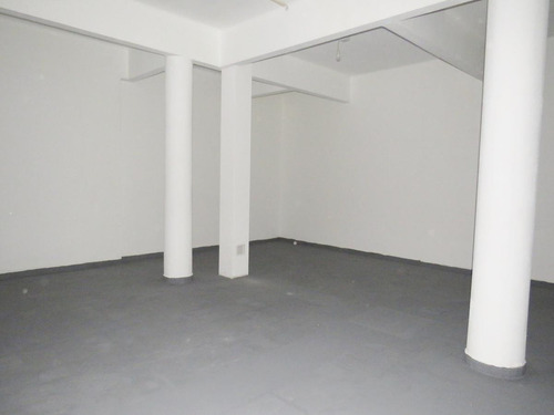Alquiler Local Comercial Planta Baja Al Frente - Ciudad Vieja