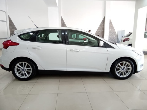 Imagen 13 de 25 de Ford Focus Se Mt