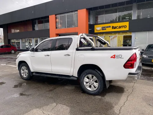 Toyota Hilux 2.4 4x4 Turbo