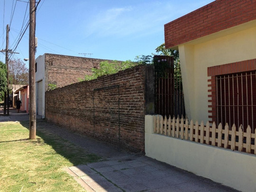 Imagen 13 de 16 de Terreno Baldio En Billinghurts Sobre Naon Esquina Conesa