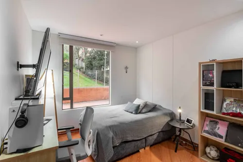 Apartamento En Venta En Cerros De Niza. Cod V22110