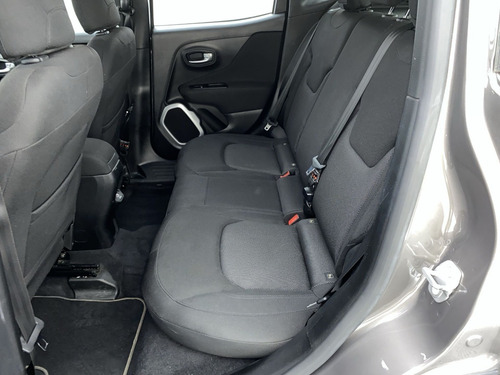 Imagen 17 de 25 de Jeep Renegade 1.8 1.8 Sport Plus