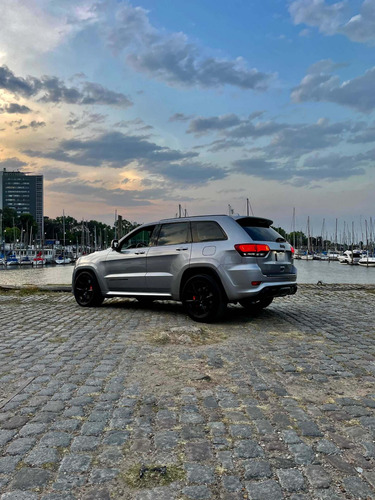 Imagen 9 de 19 de Jeep Grand Cherokee 2014 6.4 Srt Atx 465hp At