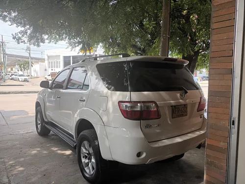 Toyota Fortuner 2.7l 4x2