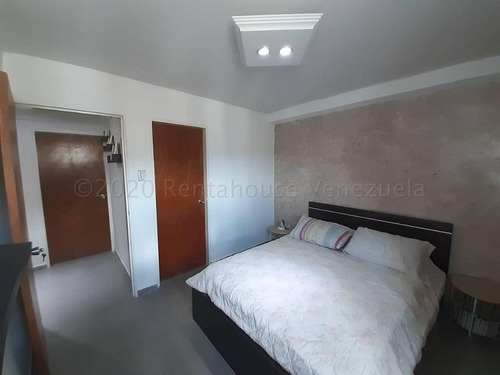 Imagen 13 de 24 de Freddy Camacaro Rentahouse, Apartamento En Venta En Monteserino San Diego. 22-2681