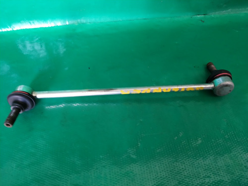 Tornillo Cacahuate Frontal Mitsubishi Outlander 2006-2012 (Usado)