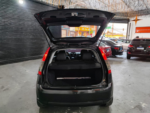 Ford Fiesta 1.6 MPI CLASS HATCH 8V FLEX 4P MANUAL