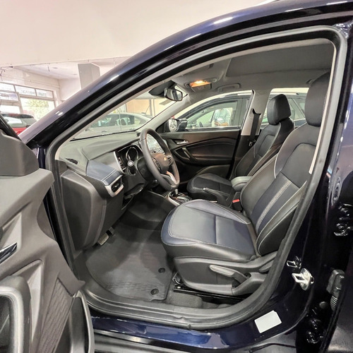 Imagen 5 de 18 de Chevrolet Tracker Premier 0km