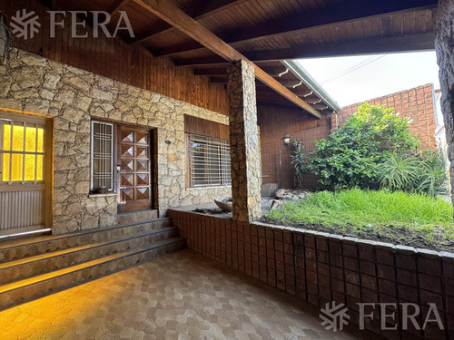 Venta Ph 3 Ambientes Con Cochera Y Quincho En Wilde