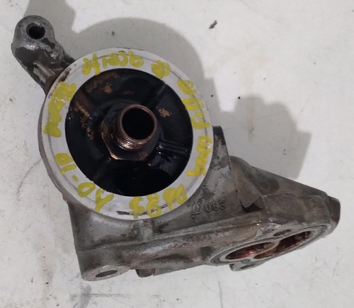 Base De Filtro De Aceite Toyota Tacoma 01-04 (Usado)