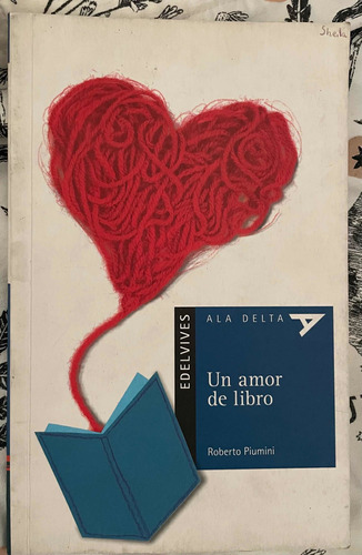 Un Amor De Libro