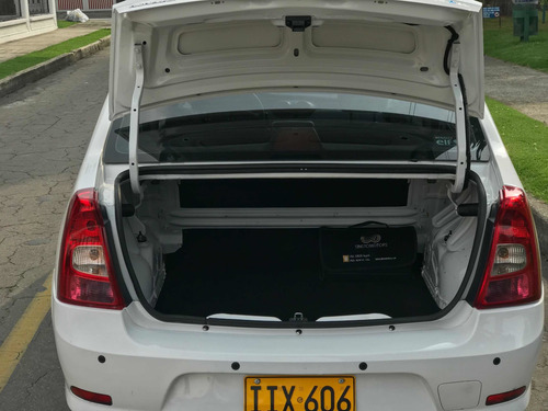Renault Logan 2016 1.4 Entry Familier