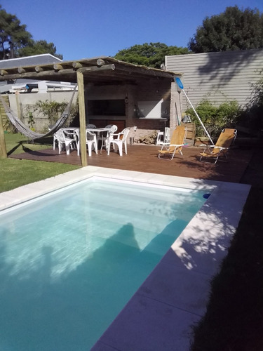 Imagen 22 de 25 de Alquilo A Estrenar Con Piscina En Playa Grande Piriápolis, A 300 Metros Del Mar.