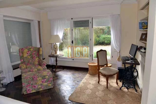 Hotel Boutique ---- Terreno 4.000 Mts Cubiertos 700 Mts