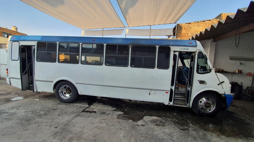 Imagen 5 de 11 de Mercedes Benz Ayco 2005