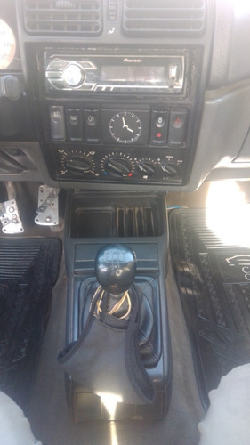 Imagen 12 de 14 de Renault R19 1.7 Rt No Chamade