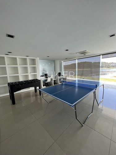 Imagen 25 de 25 de Alquiler Temporada Apartamento 3 Dormitorios En Primera Linea Frente Al Mar Playa Mansa Punta Del Este