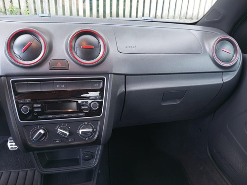 Volkswagen Saveiro 1.6 Mi Rock In Rio Cd 8v Flex 2p Manual