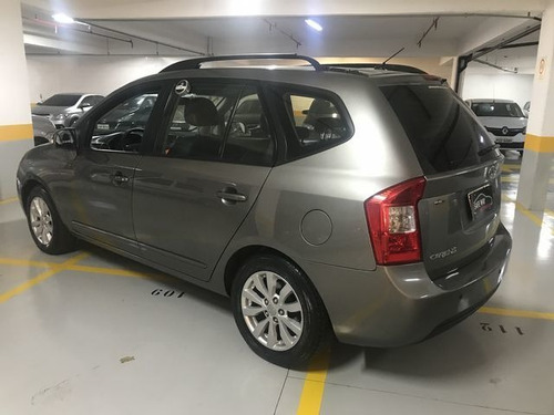 Imagem 6 de 8 de Kia Carens 2.0 Ex 16v 2011