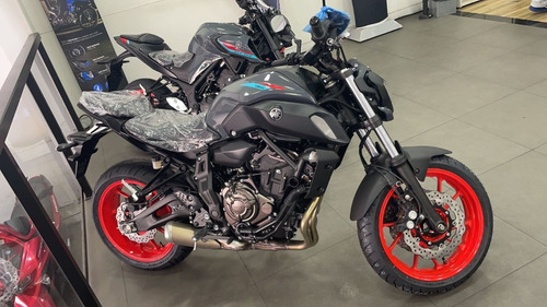 Imagem 1 de 8 de Yamaha Mt 07 Abs 2022