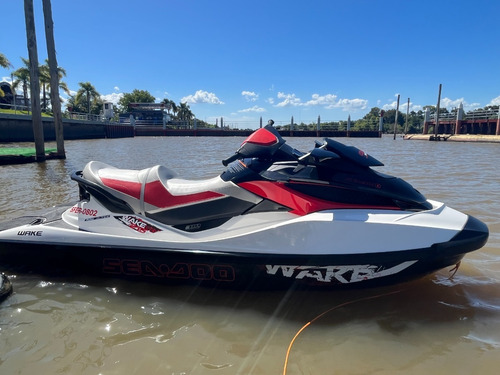 Moto De Agua Bombardier Seadoo Wake 215 Hp