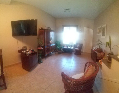 Imagen 11 de 30 de Venta De Inmejorable Duplex En Moreno, Calle Centenario 300