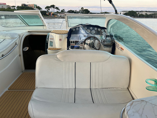 Lancha Cimitarra 340 Ampla Com Cockpit Excelente