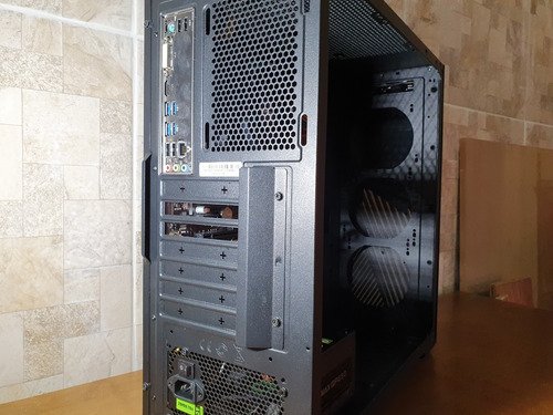 Imagem 6 de 6 de Pc Gamer / Ryzen 2400g / 16g Ram / Ssd 240g / Radeon Vega 11
