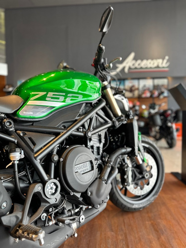 Imagen 5 de 16 de Benelli 752s