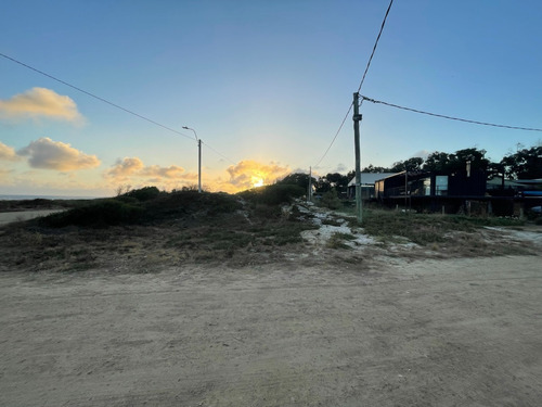 Excelente Terreno Frente Al Mar - Balneario Argentino