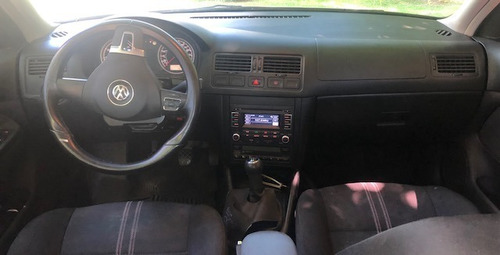 Volkswagen - Bora 2.0