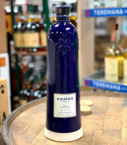 Tequila Komos Añejo Cristalino Bostonmartin