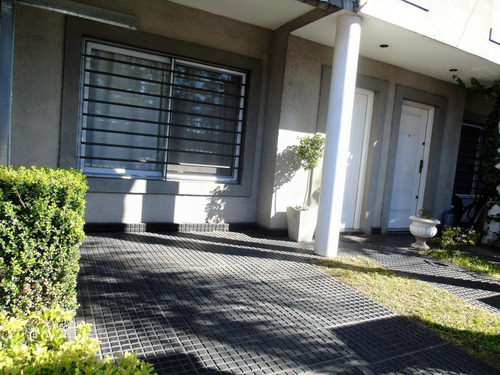 Venta Villa Sarmiento Triplex 4 Amb. Apto Credito