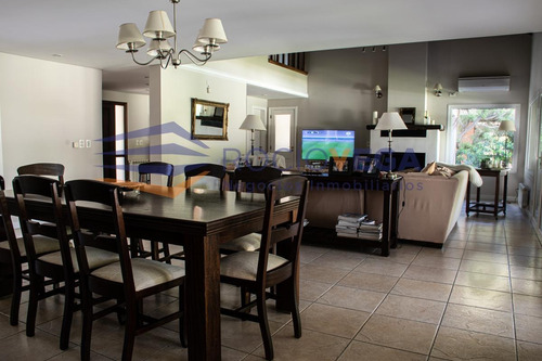 Imagen 5 de 17 de Casa En Venta En Barrio Cerrado Santa Ana-