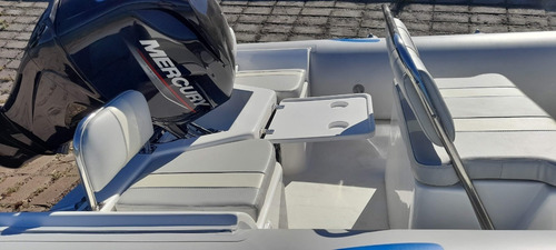 Imagen 9 de 15 de Bote Para Navegar Equipado Mas Mercury 75 Hp Elpt 4t