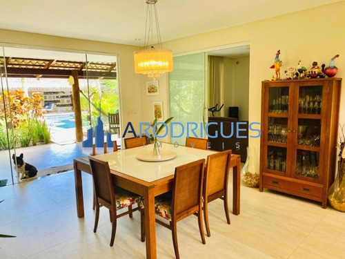 Imagem 20 de 30 de Belíssima Casa À Venda Em Ilhéus Com 2 Pavimentos, Sendo 3/4 Todas Suítes Com Acesso Exclusivo A Praia Renascer! - Ca00579